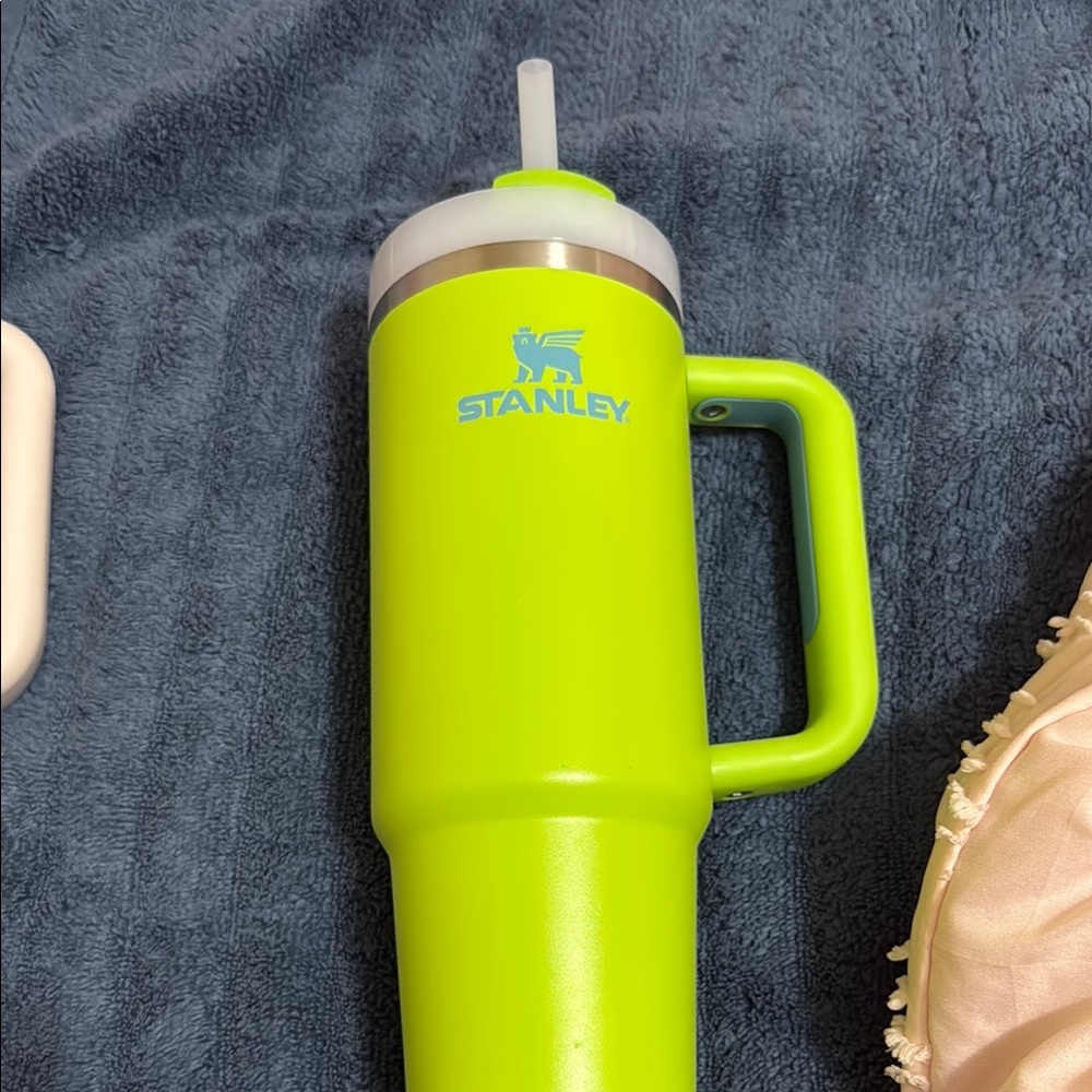 Stanley Green Tumbler with Handle